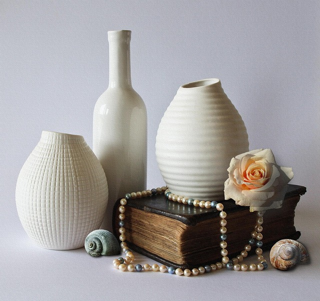 ceramic vase narrow neck shaping